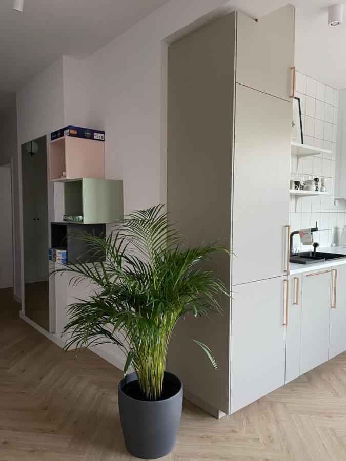 Apartament Na Letniej Z Duzym Tarasem Z Widokiem Na Gory Клодзко Екстериор снимка